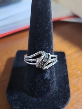 Sterling Silver Black & Clear Marcasite Knot Ring